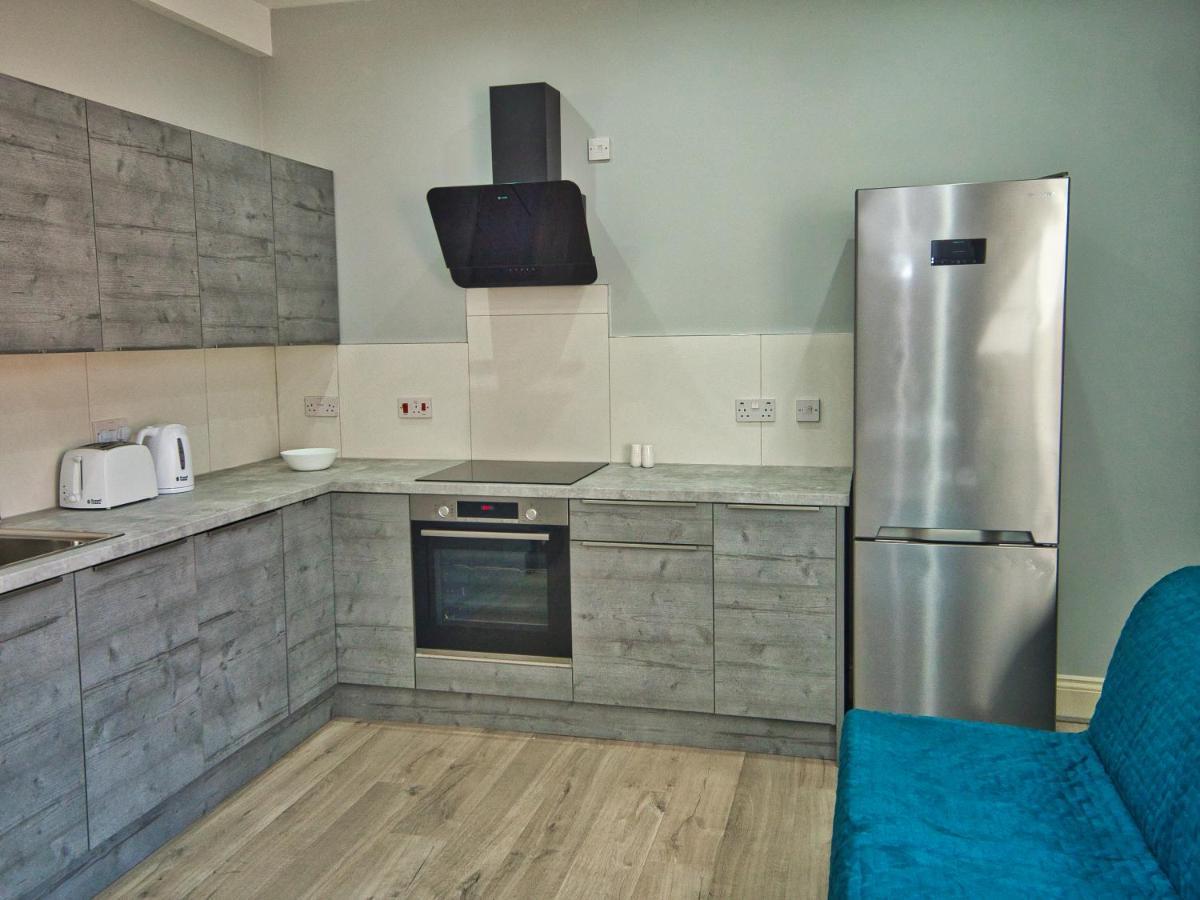 Stunning Property Fully Refurbished เบอร์มิงแฮม ภายนอก รูปภาพ